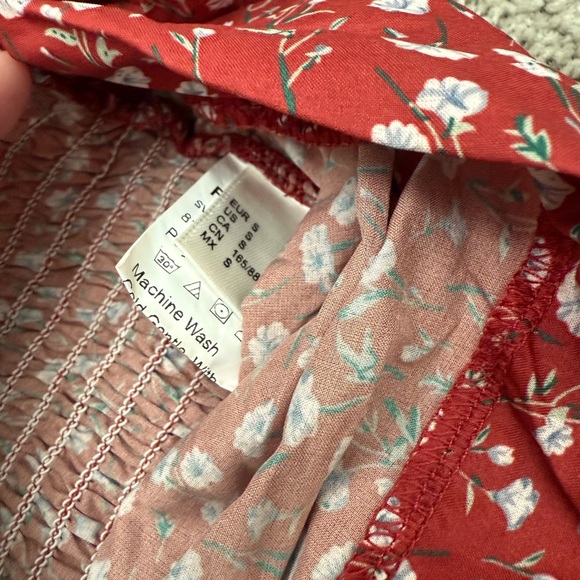 Red Floral Ruffled Top - Picture 6 of 8